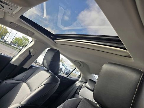 Certified 2024 Lexus ES 350 w/ Accessory Package (Z2) FWD image 23