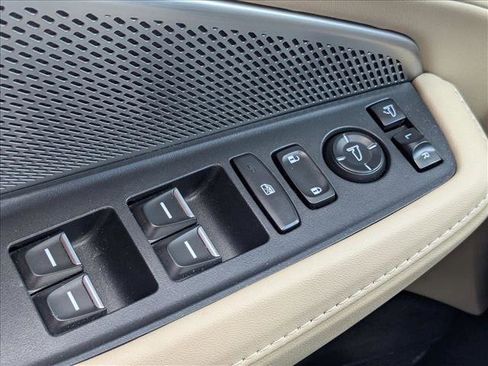 Used 2023 Acura MDX FWD w/ Technology Package image 12