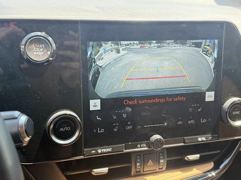 Used 2024 Lexus NX 250 FWD image 15