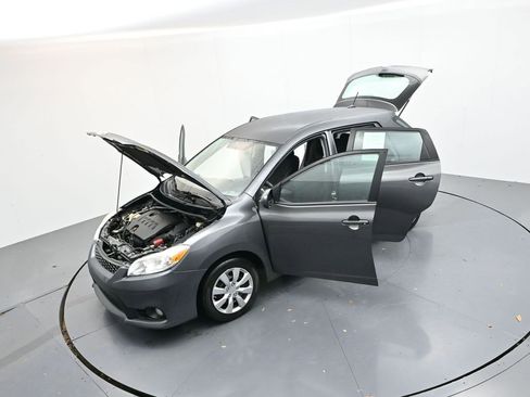 Used 2013 Toyota Matrix L image 33