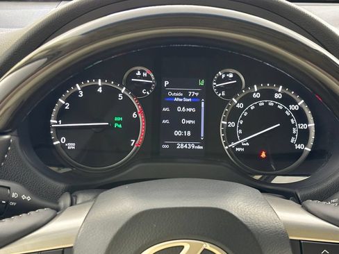 Used 2023 Lexus GX 460 Premium AWD/4WD image 34