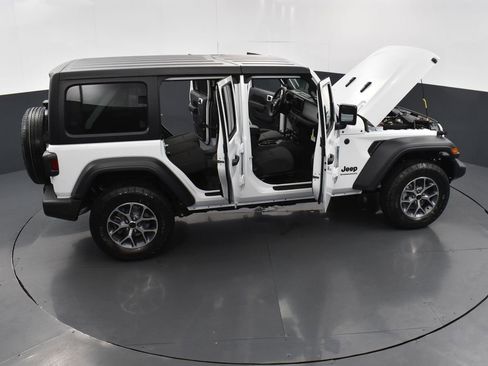 Used 2024 Jeep Wrangler Sport S image 66