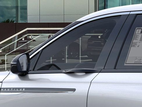 New 2026 Lincoln Nautilus Premier image 20