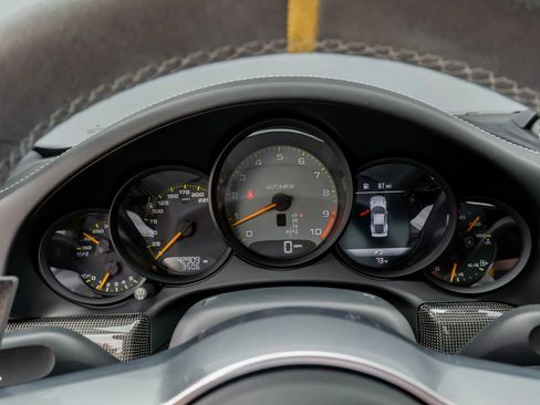 Used 2016 Porsche 911 GT3 RS RWD image 57
