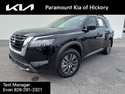 Used 2025 Nissan Pathfinder SV w/ SV Premium Package