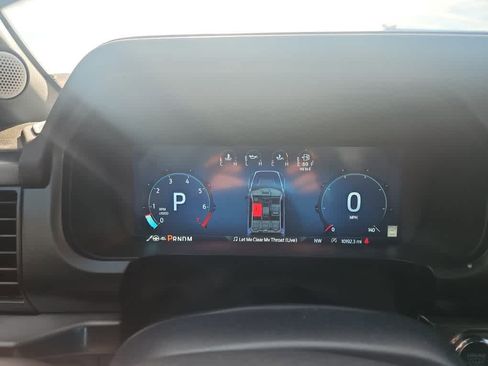 Used 2025 Ford F150 Raptor AWD/4WD image 18