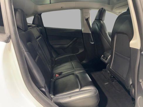 Used 2021 Tesla Model Y Performance image 24