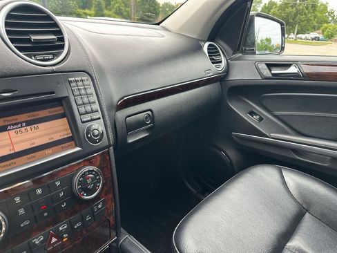 Used 2011 Mercedes-Benz GL 450 4MATIC w/ Premium 2 Pkg image 15