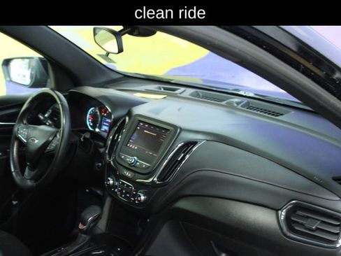 Used 2022 Chevrolet Equinox RS w/ LPO, Floor Liner Package FWD image 12
