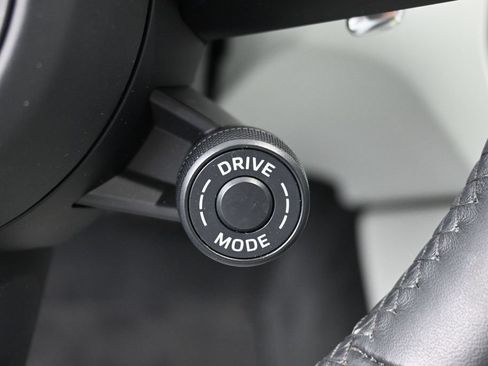 Certified 2024 Porsche Macan GTS AWD/4WD image 15