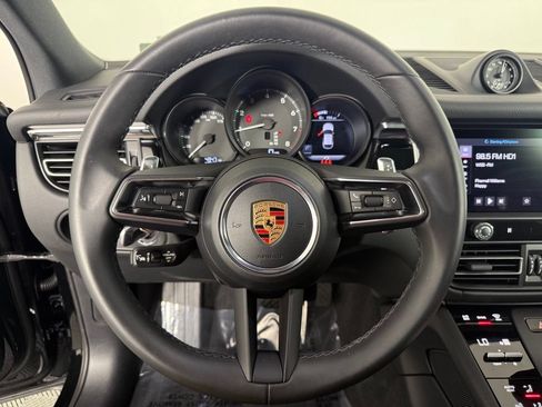 Certified 2026 Porsche Macan AWD/4WD image 26