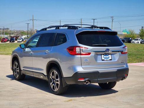 New 2026 Subaru Ascent Limited image 3