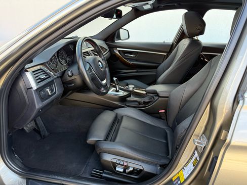 Used 2017 BMW 330e image 29