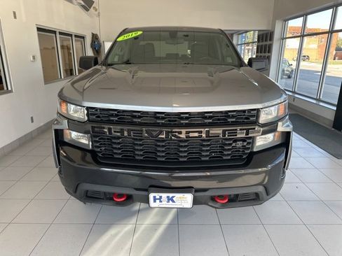 Used 2019 Chevrolet Silverado 1500 Custom Trail Boss w/ Custom Convenience Package image 2