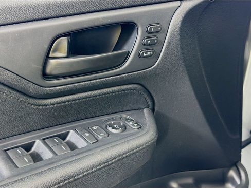 Used 2025 Honda Odyssey EX-L image 20