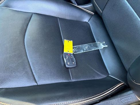 Used 2022 GMC Terrain AT4 image 14