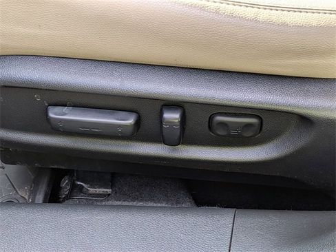 Used 2017 Honda Accord EX-L image 21