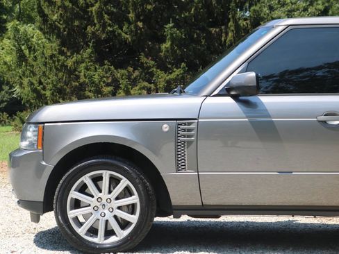 Used 2011 Land Rover Range Rover Supercharged AWD/4WD image 13