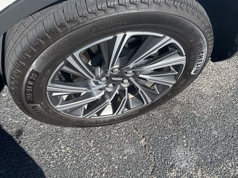 Used 2025 Lincoln Aviator AWD w/ Equipment Group 101A image 7