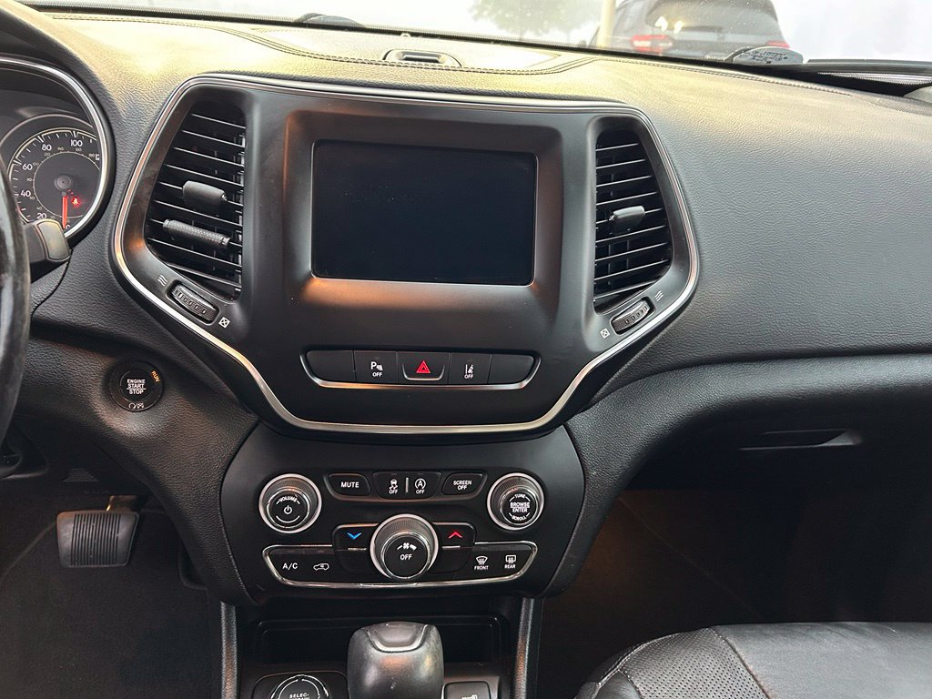Used 2021 Jeep Cherokee Latitude Lux AWD/4WD image 17