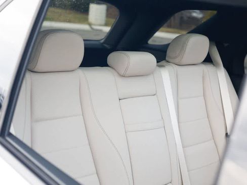 Used 2026 Mercedes-Benz GLE 350 4MATIC image 12