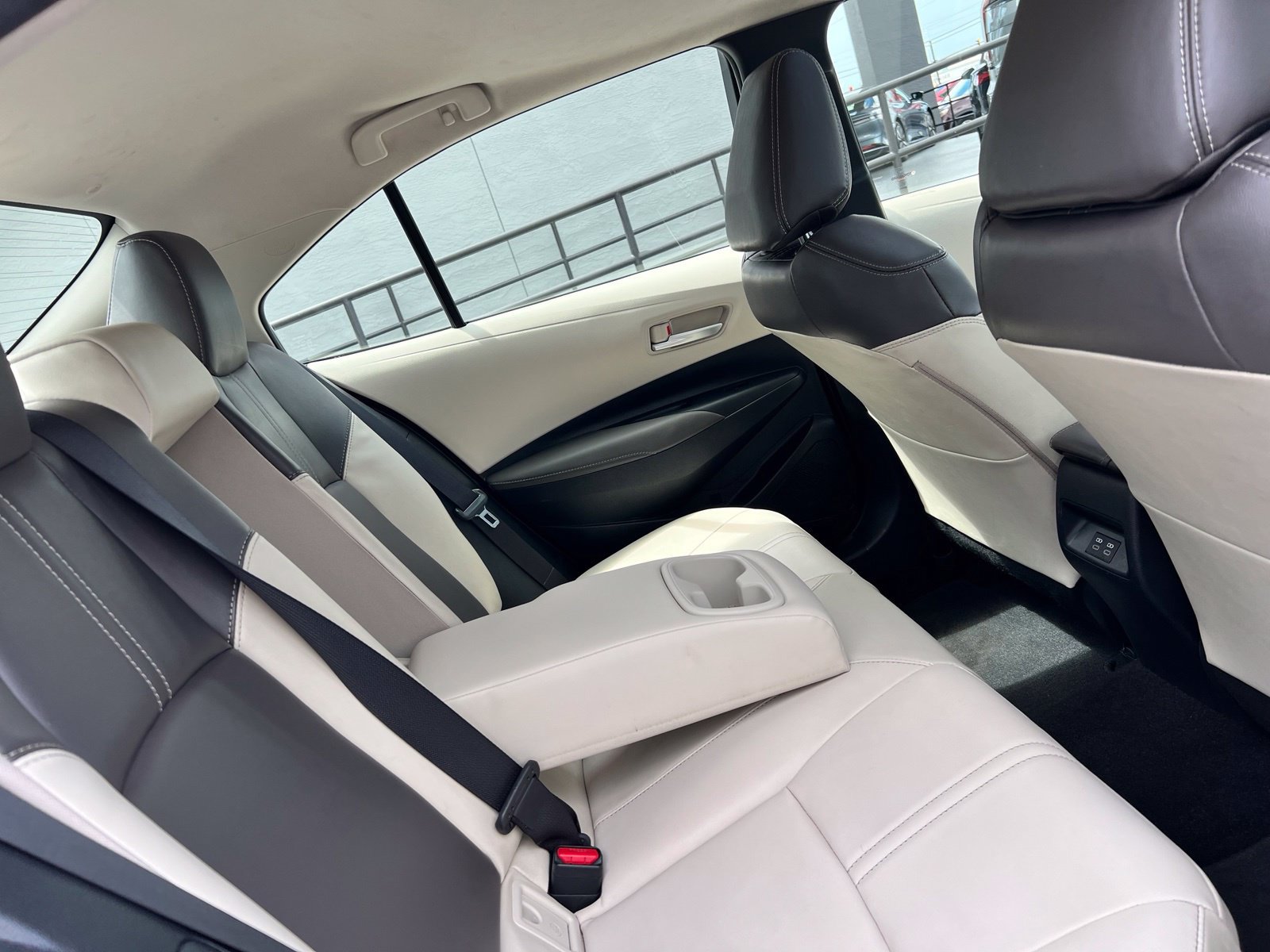 Used 2024 Toyota Corolla XLE FWD image 59