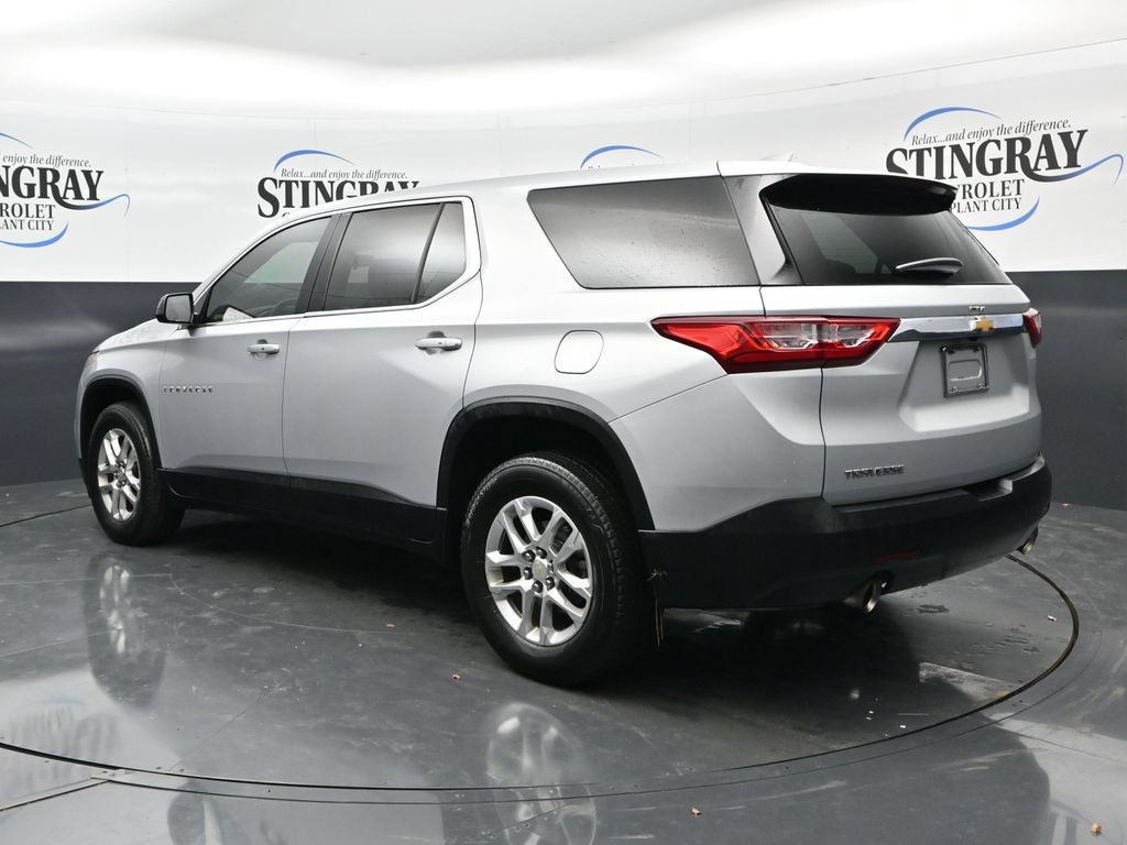 Used 2021 Chevrolet Traverse LS FWD image 5