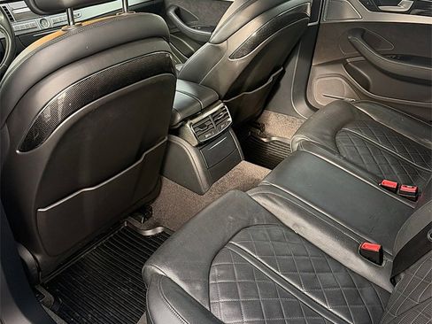 Used 2016 Audi S8 image 7