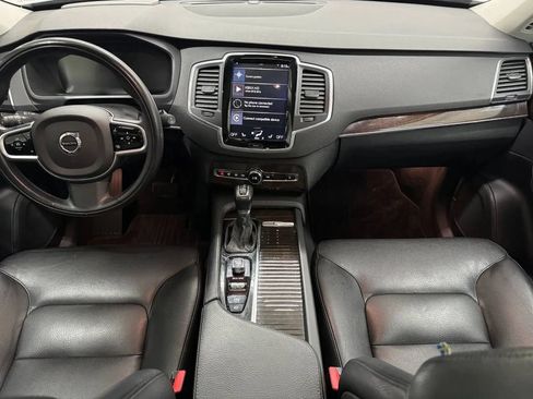 Used 2019 Volvo XC90 T6 Momentum w/ Advanced Package AWD/4WD image 2