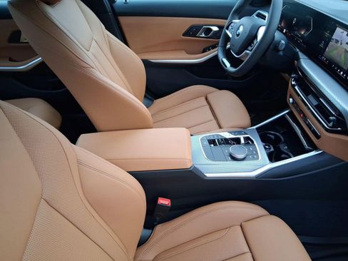 Used 2026 BMW 330i Sedan w/ Convenience Package image 31