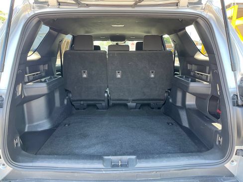 Used 2025 Toyota 4Runner SR5 RWD image 36