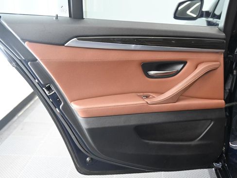 Used 2013 BMW 528i xDrive Sedan image 32