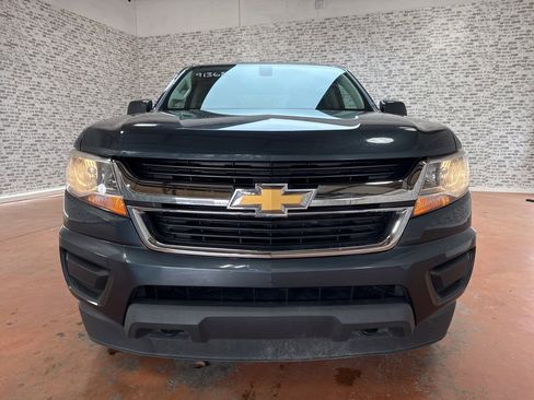 Used 2019 Chevrolet Colorado LT image 2