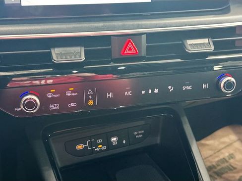 Used 2025 Kia K5 GT image 17