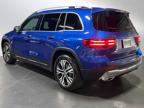 New 2025 Mercedes-Benz GLB 250 4MATIC image 7