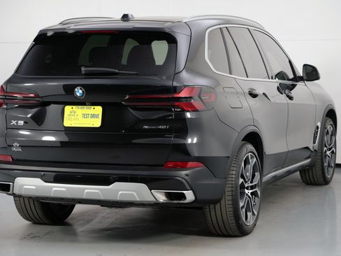 Used 2024 BMW X5 sDrive40i w/ Premium Package image 61