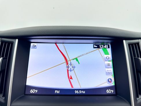 Used 2019 INFINITI Q50 Luxe w/ Essential Package (3.0T Luxe) RWD image 8