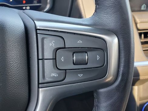 Used 2022 Chevrolet Tahoe LT w/ Luxury Package AWD/4WD image 28