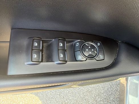 Used 2023 Lincoln Nautilus Reserve AWD/4WD image 18