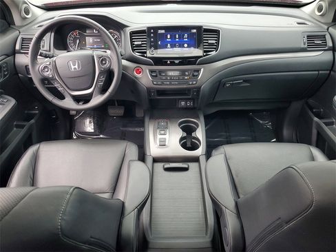 Certified 2023 Honda Ridgeline RTL image 10