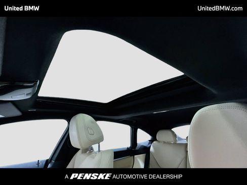 Used 2023 BMW i4 eDrive40 RWD image 12
