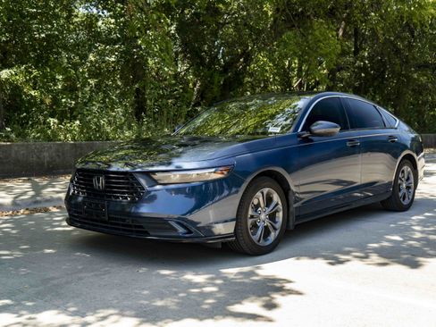 Used 2024 Honda Accord EX-L image 5