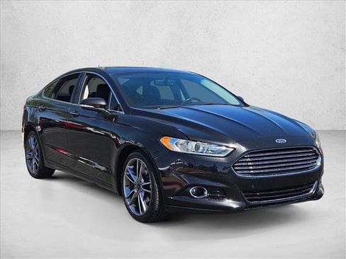 Used 2014 Ford Fusion Titanium FWD image 3
