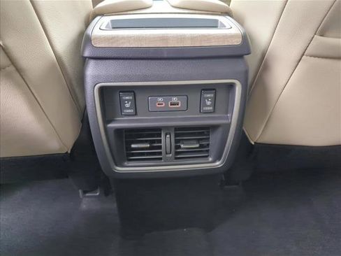 Used 2024 Nissan Murano SL image 23