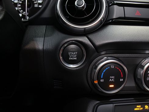Used 2022 MAZDA MX-5 Miata Grand Touring w/ Weather Package RWD image 65