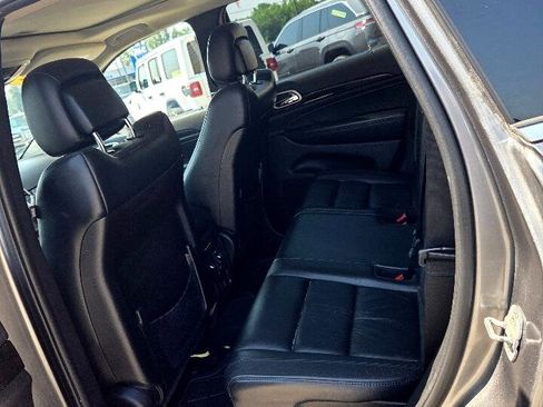 Used 2012 Jeep Grand Cherokee Laredo image 11