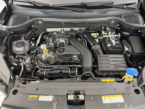 Used 2023 Volkswagen Taos S w/ Driver Assistance Package FWD image 11