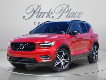 Used 2019 Volvo XC40 T5 R-Design