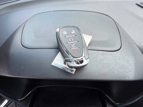 Used 2024 Chevrolet Equinox RS w/ RS Leather Package AWD/4WD image 33