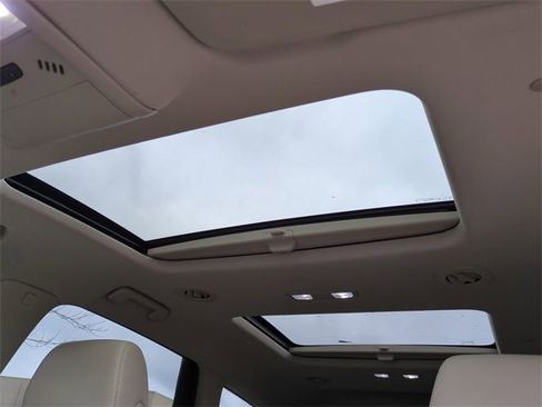 Used 2019 Buick Enclave Premium w/ Experience Buick Package image 20